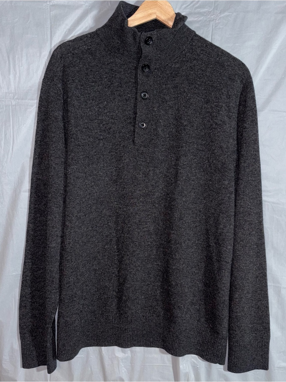 Banana Republic Sweater Mens XL Charcoal Merino Wool Mock‎ Neck Pullover Buttons